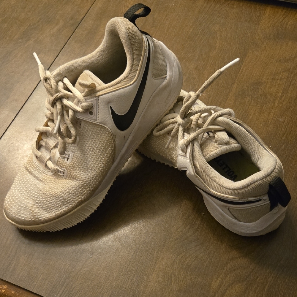 Nike Zoom White and Black Volleyball Shoes